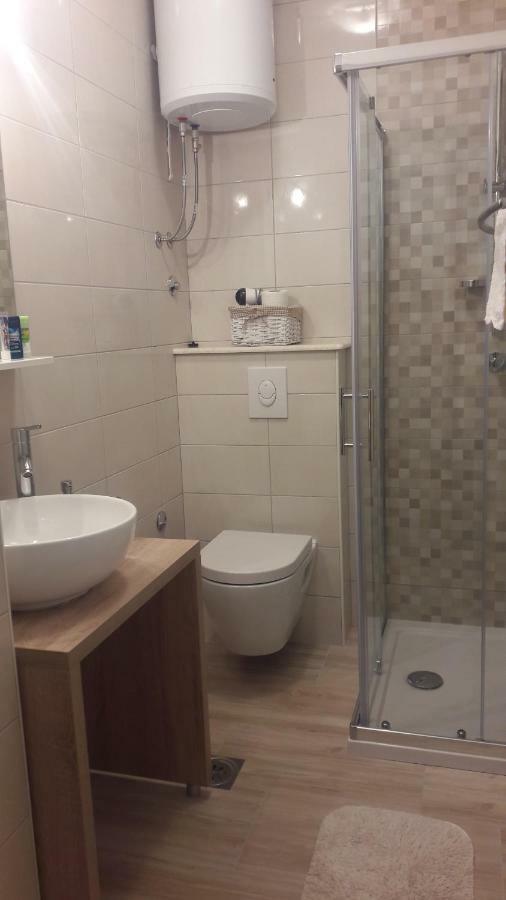Apartment Tea พรีมอชเตน ภายนอก รูปภาพ